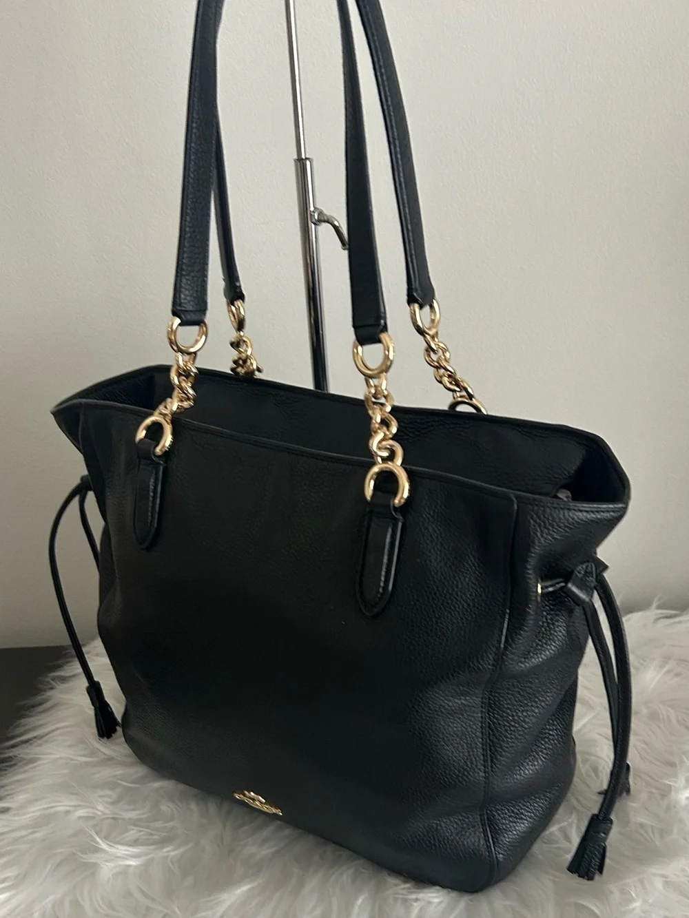 Coach Black Pebbled Leather Tote Bag Gold Chain Shoulder Purse